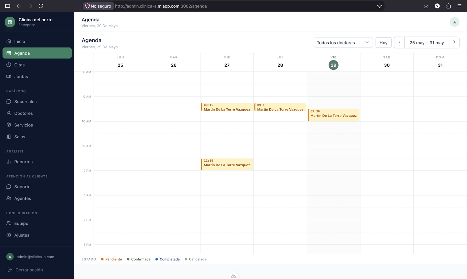 Agenda del panel de NexoSoftDev: vista semanal con citas por doctor